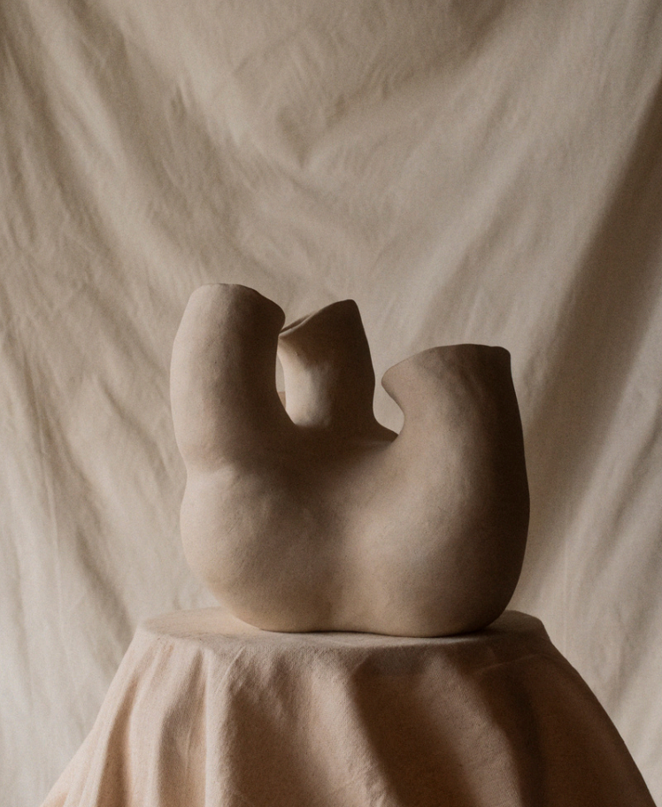 CONTEMPORARY: FERNANDA URIBE